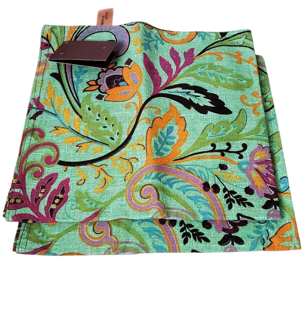 NWT Great Finds Collection Good Friends 2 Placemates.